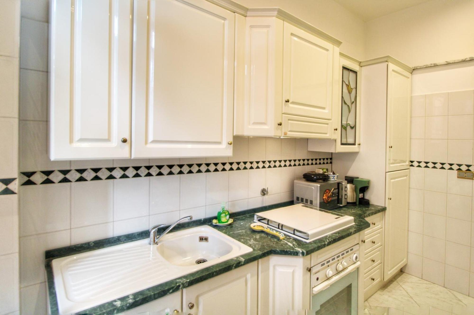 Garibaldi Apartment In Trastevere By Yourhost Rome Bagian luar foto
